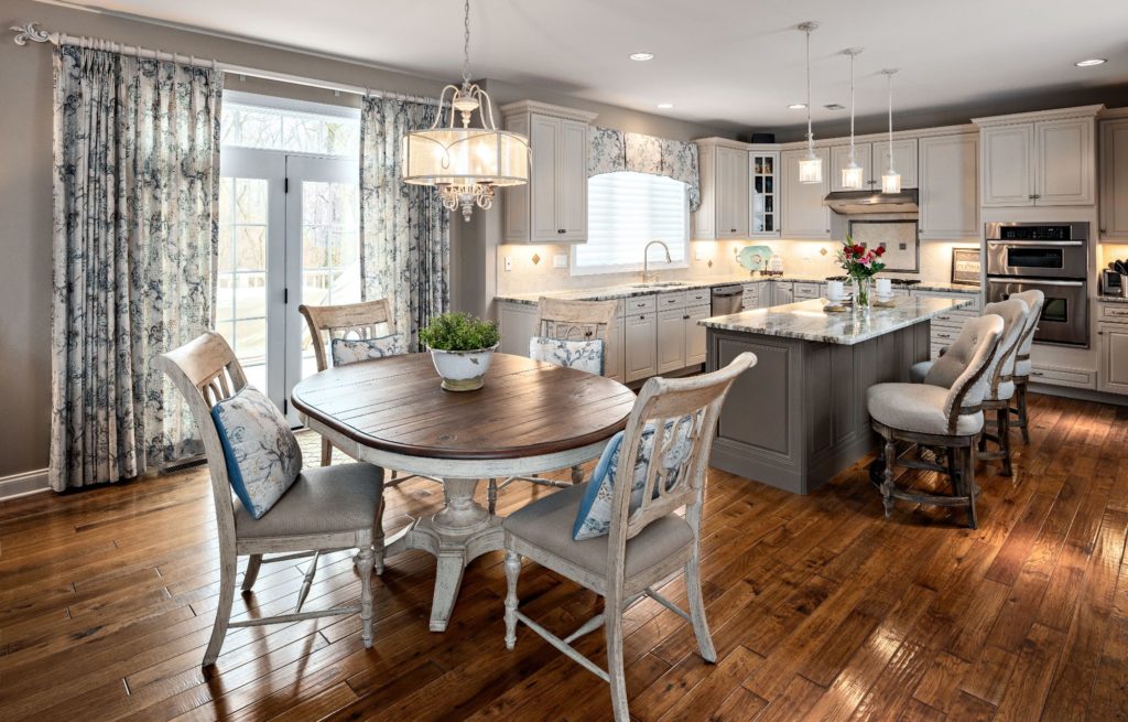 South Ranches, FL Professional Country Interior Designer